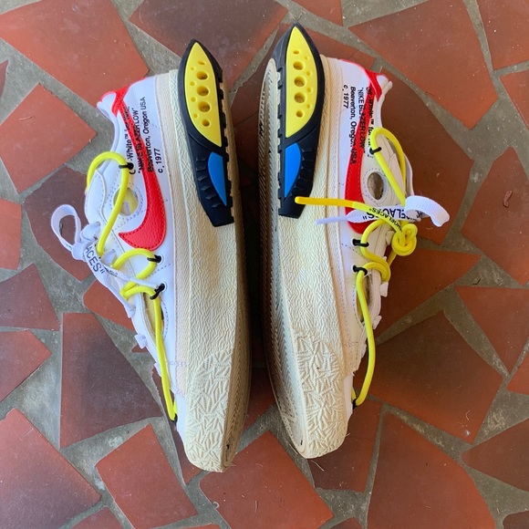 Nike White Sneakers with Red and Yellow Highlights - Picture 3 of 9